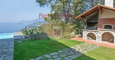 Villa 6 habitaciones en Camporosso, Italia