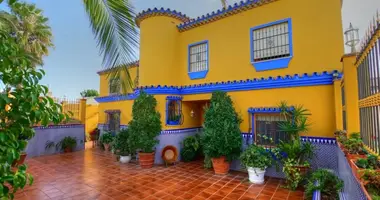 Villa en Estepona, Španjolska