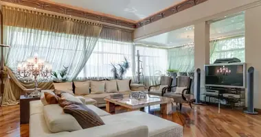 Apartamentos multinivel 4 habitaciones en Moscú, Rusia