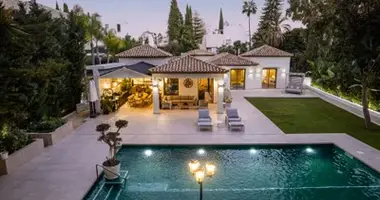 Haus 5 Schlafzimmer in San Pedro Alcantara, Spanien
