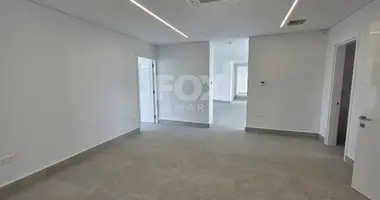 Oficina 222 m² en Pafos, Chipre