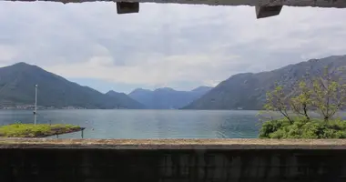 Haus 5 Schlafzimmer in Montenegro