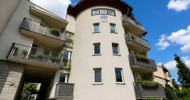 Mieszkanie 2 pokoi w Poznań, Polska