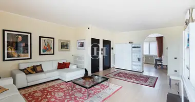 Apartamento 3 habitaciones en San Benedetto di Lugana, Italia