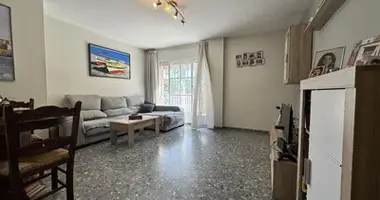 Apartamento 3 habitaciones en Dos Hermanas, Španjolska