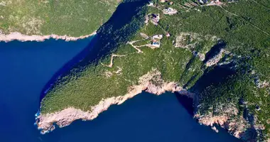 Grundstück in Zagora, Montenegro