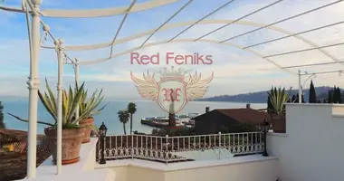 Villa 5 bedrooms in Padenghe sul Garda, Italy