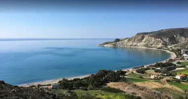 Участок земли в Писсури, Кипр