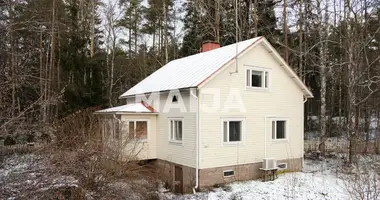 Casa 5 habitaciones en Kyminkartano, Finlandia