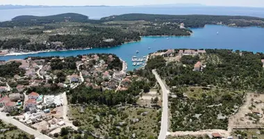 Plot of land in Opcina Milna, Croatia