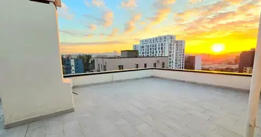 Appartement 3 chambres dans Tirana, Albanie