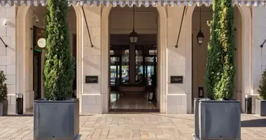 Кондо 3 комнаты в Тиват, Черногория