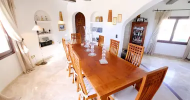 Casa 5 habitaciones en Calpe, Španjolska