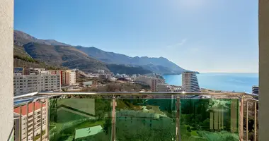 Apartamento 3 habitaciones en Becici, Montenegro