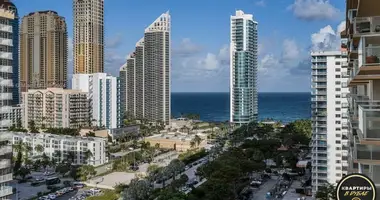 Квартира 2 комнаты в Sunny Isles Beach, США