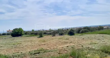 Grundstück in Kalives, Griechenland