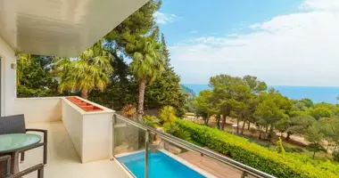 Villa 4 bedrooms in Blanes, Spain