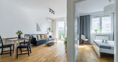 Квартира 2 комнаты в Варшава, Польша