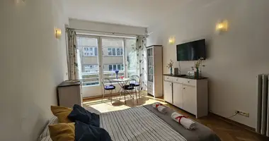 Wohnung 1 zimmer in Warschau, Polen