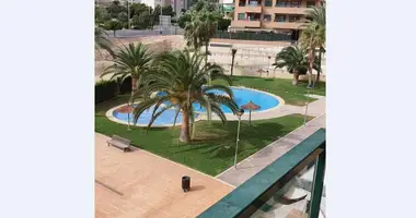 Apartamento 4 habitaciones en Villajoyosa, Španjolska