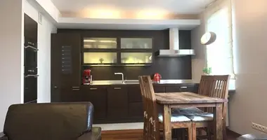 Apartamento 3 habitaciones en Varsovia, Polonia