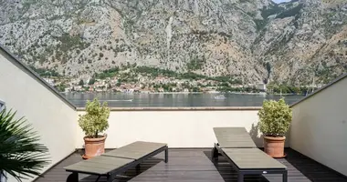 Haus 6 Schlafzimmer in Muo, Montenegro
