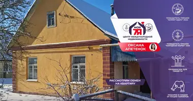 Haus in Maladsetschna, Belarus