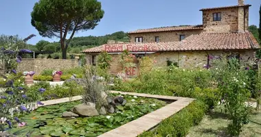 Nieruchomości komercyjne 782 m² w Seggiano, Włochy