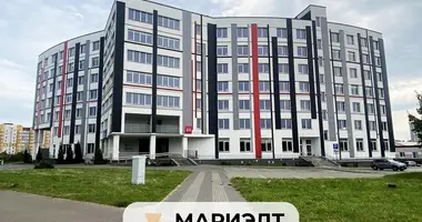 Oficina 2 500 m² en Minsk, Belarús