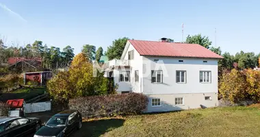 Maison 4 chambres dans Garnison, Finlande