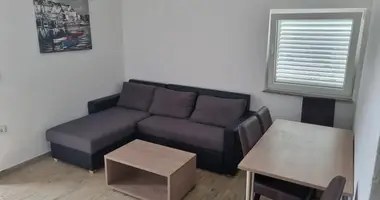 2 room apartment in Opcina Dezanovac, Croatia