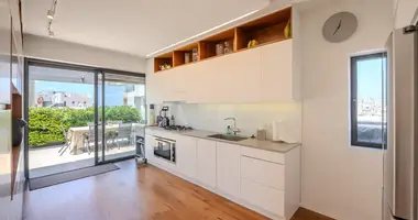 Duplex 5 rooms in Tel-Aviv, Israel