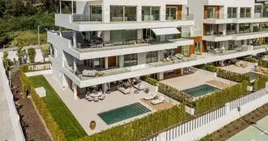 4 bedroom apartment in Spain