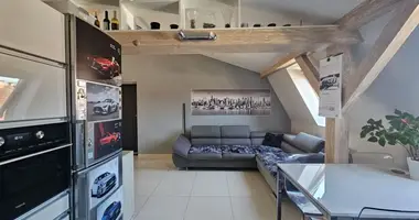 Mieszkanie 3 pokoi w Łódź, Polska