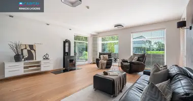 Maison dans Nemencine, Lituanie