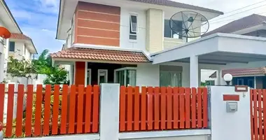 Casa 3 habitaciones en Bang Lamung, Tailandia