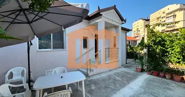 Дом 3 комнаты в Дуррес, Албания