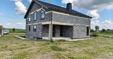 Maison dans Usiazski sielski Saviet, Bélarus