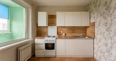 2 room apartment in Kopishche, Belarus