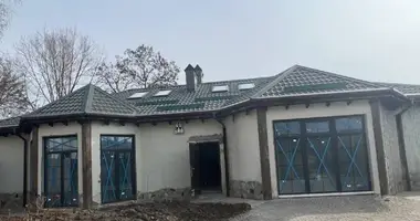 Haus 4 zimmer in Odessa, Ukraine