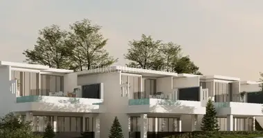 3 bedroom apartment in Sakhu, Thailand