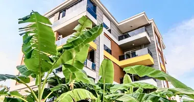 4 bedroom apartment in Muratpasa, Turkey