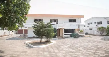 Haus 5 Schlafzimmer in Accra, Ghana