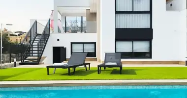 6 bedroom house in Algorfa, Spain