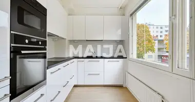 2 bedroom apartment in Helsinki sub-region, Finland