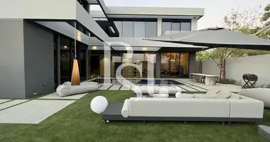 Villa 5 bedrooms in Sharjah, United Arab Emirates