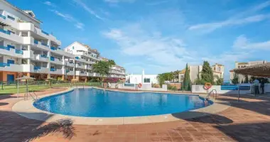 2 bedroom apartment in Manilva, Spain