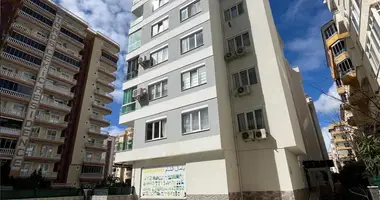 Apartamento 2 habitaciones en Mahmutlar, Turquía