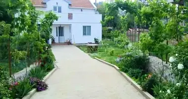 Вилла 4 комнаты в Добра Вода, Черногория