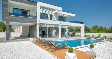 Haus 4 zimmer in Kroatien